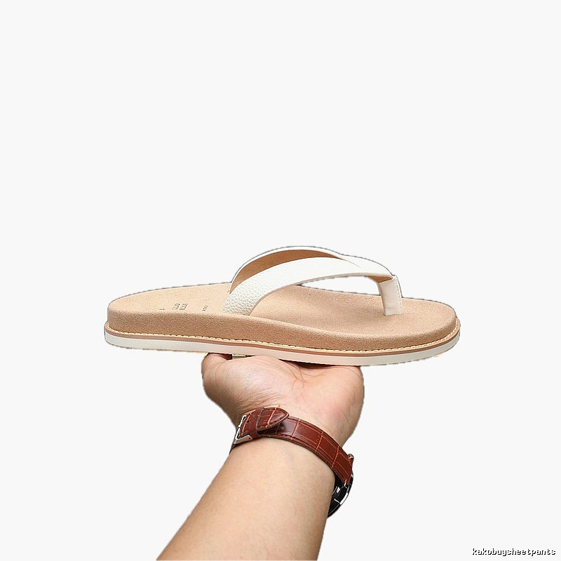 Brunello Cucinelli Casual Style Off-white Flip-flops