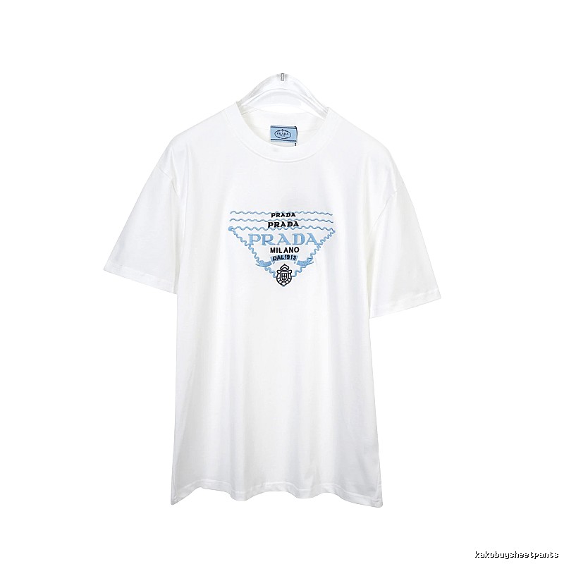 Amiri Weekend Logo T-shirt Black Small AM for Seasonal Looks