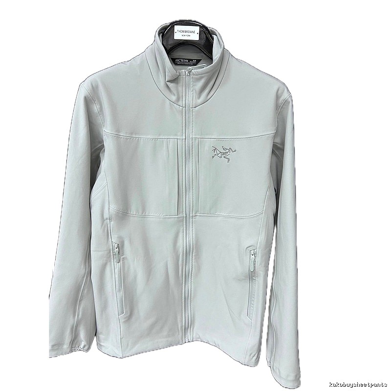 Arc’teryx lightweight light gray jacket