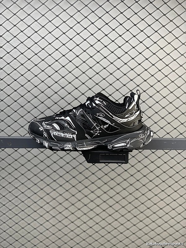 Balenciaga Black Logo Chunky Sneakers Featuring Padded Heel Tab