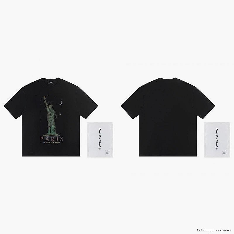 Balenciaga Vintage Style Statue of Liberty Black T-Shirt