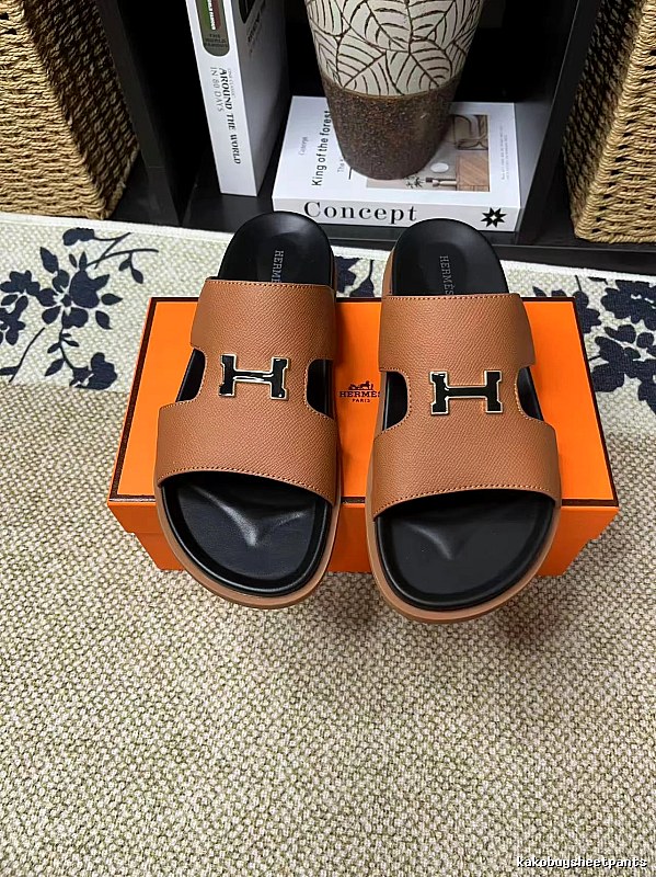 Hermès H-Buckle Minimalist Style Caramel Brown Slide Sandals