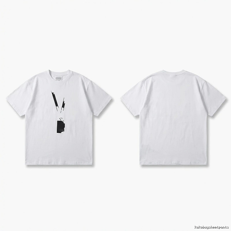 Maison Margiela minimalist style white T-shirt