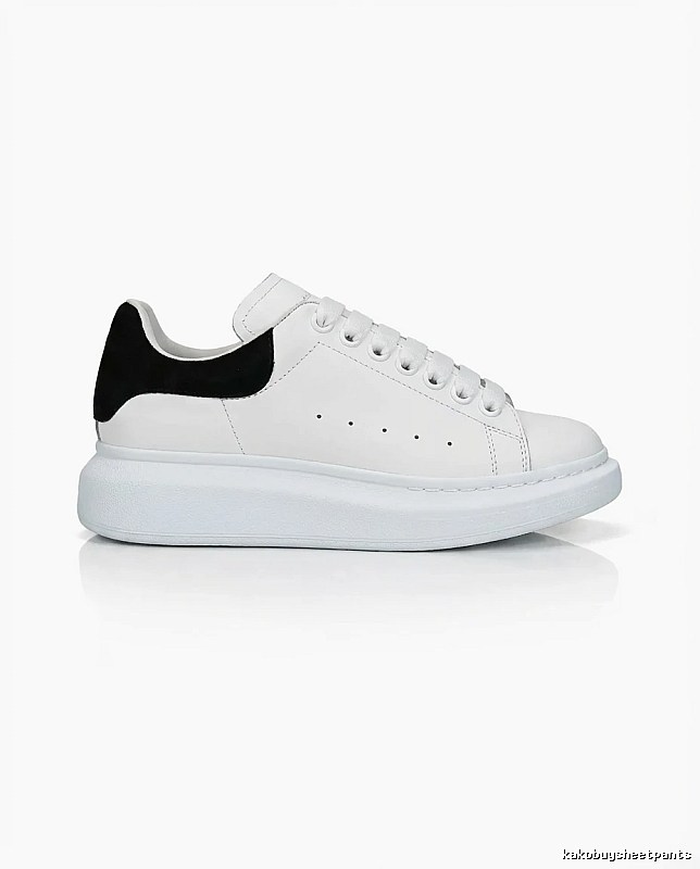 McQueen black and white thick-soled sports shoes