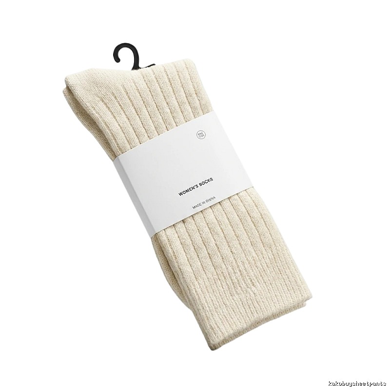 Miu Miu minimalist style off-white socks