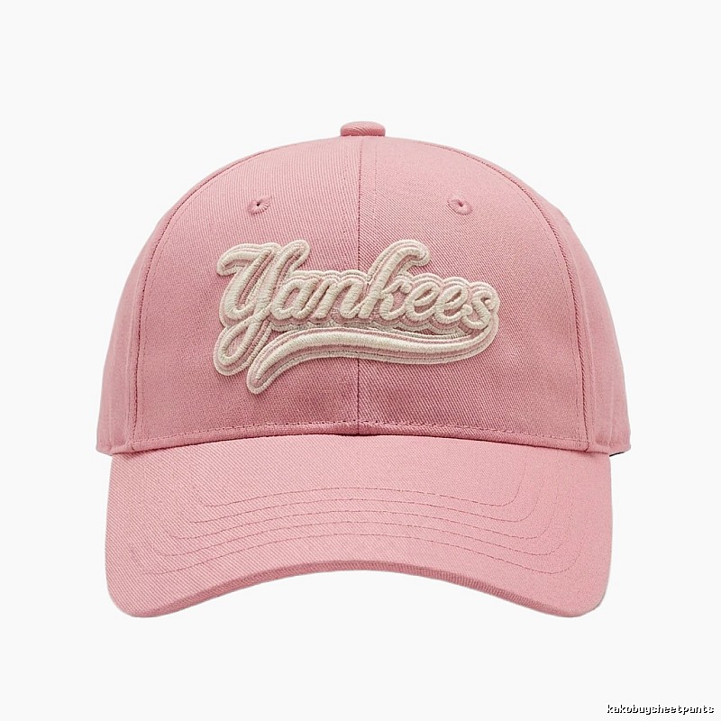 MLB Yankees pink baseball cap