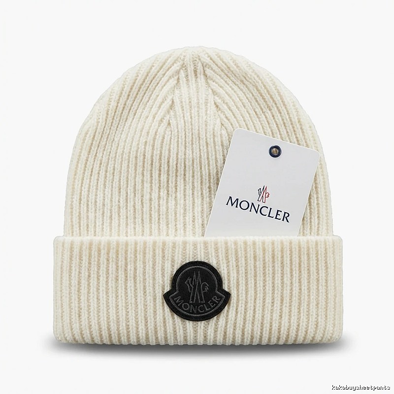 Moncler basic model simple off-white hat