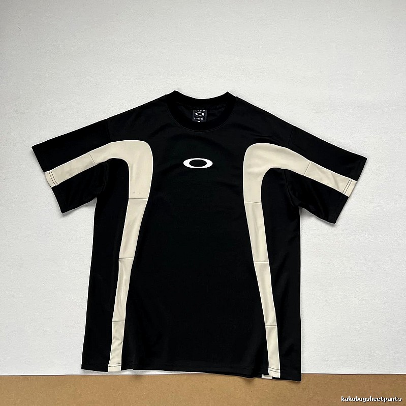 Oakley Black Athletic T-Shirt Daily Styling