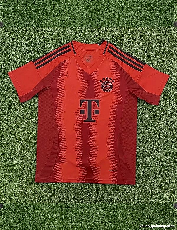Real Madrid Resort Home soccer jersey White Real Madrid for Travel Looks