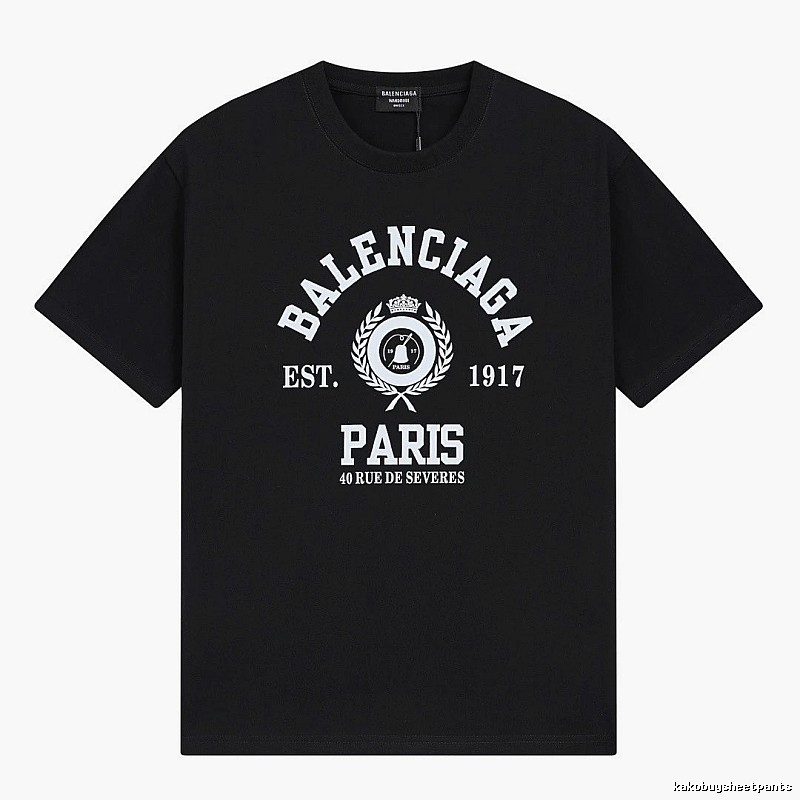 Vintage black short-sleeve T-shirt of Balenciaga